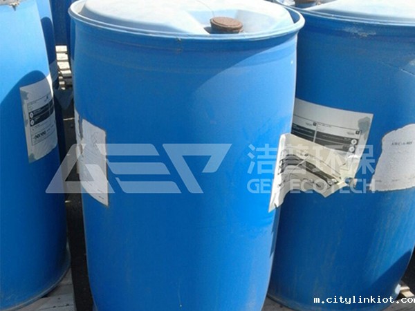 大型油桶撕碎机多少钱?油桶撕碎机厂家推荐