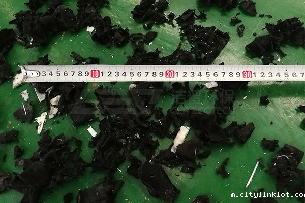 皮革下脚料破碎机