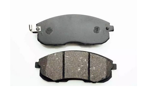 汽车刹车片边角料破碎机多少钱一台