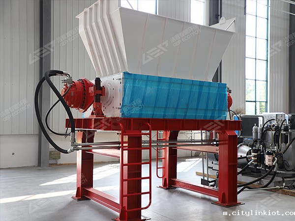 废液晶显示器如何进行资源化利用？手工拆解+面板破碎